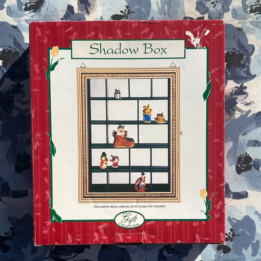 Mirrored Trinket Box w/glass door